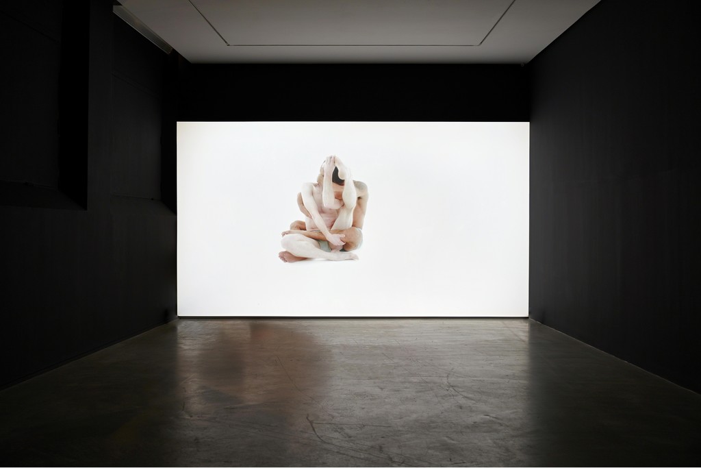 Alignigung 2, 2017
Single channel video
Variable Dimensions
Edition of 3
© William Forsythe. Photo by Thomas Lannes. Courtesy
Gagosian. Alignigung 2, 2017
Single channel video
Variable Dimensions
Edition of 3
© William Forsythe. Photo by Thomas Lannes. Courtesy
Gagosian.