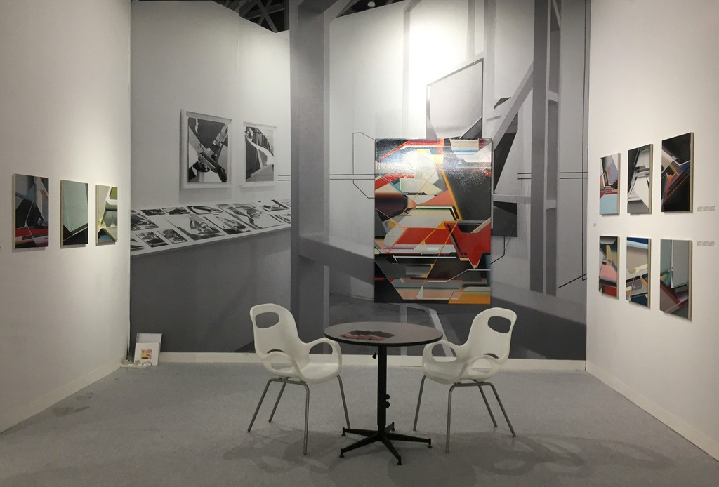 View of the Volta NY stand with paintings by Marc von der Hocht. At the center: 'Scirocco' ; photo: gallery View of the Volta NY stand with paintings by Marc von der Hocht. At the center: 'Scirocco' ; photo: gallery