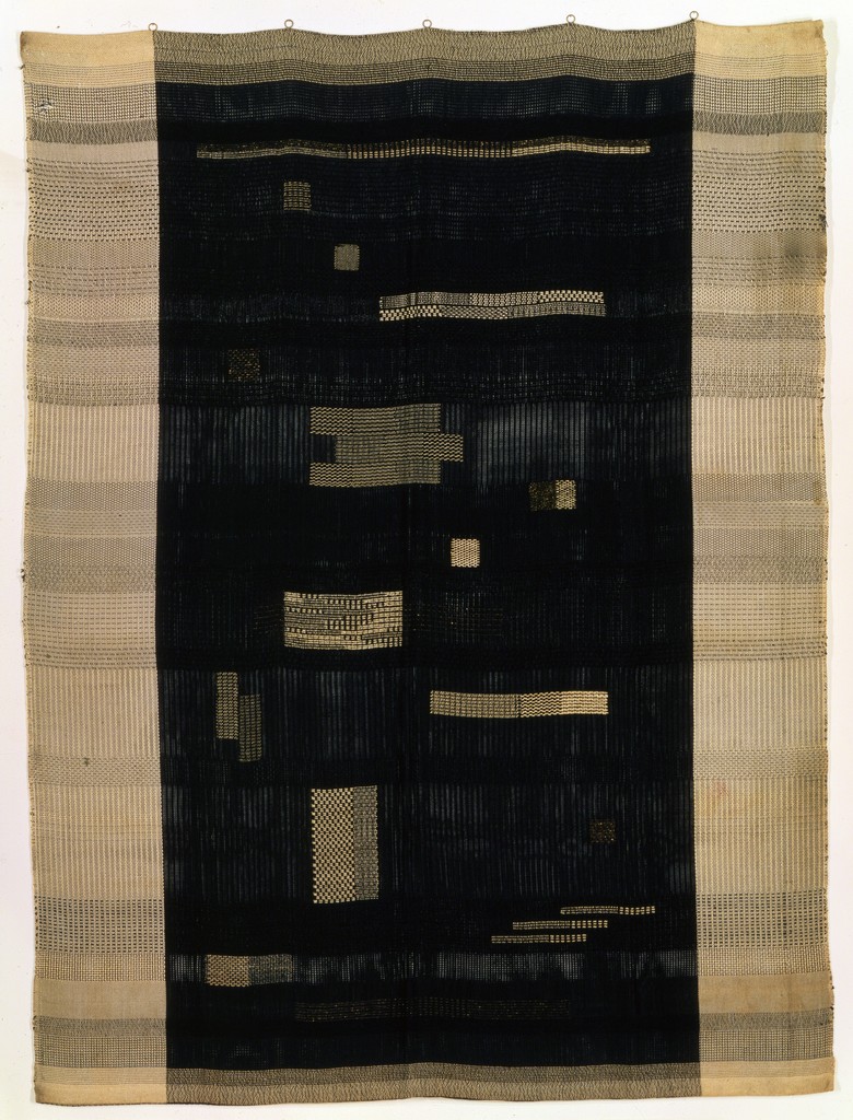 Anni Albers, Ancient Writing, 1936. Cotton and rayon. Smithsonian American Art Museum, Washington, D.C., Gift of John Young, 1984.150. © 2017 The Josef and Anni Albers Foundation/Artists Rights Society (ARS), New York. Photo: Smithsonian American Art Museum, Washington, D.C./Art Resource, N.Y. Anni Albers, Ancient Writing, 1936. Cotton and rayon. Smithsonian American Art Museum, Washington, D.C., Gift of John Young, 1984.150. © 2017 The Josef and Anni Albers Foundation/Artists Rights Society (ARS), New York. Photo: Smithsonian American Art Museum, Washington, D.C./Art Resource, N.Y.