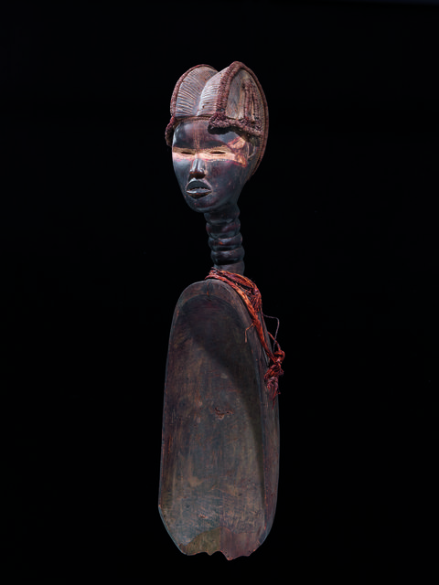 ‘Wakemia, cuillère cérémonielle à tête de femme (Wakemia, ceremonial ladle in the shape of a woman's head)’, c. 1930, Musée du quai Branly
