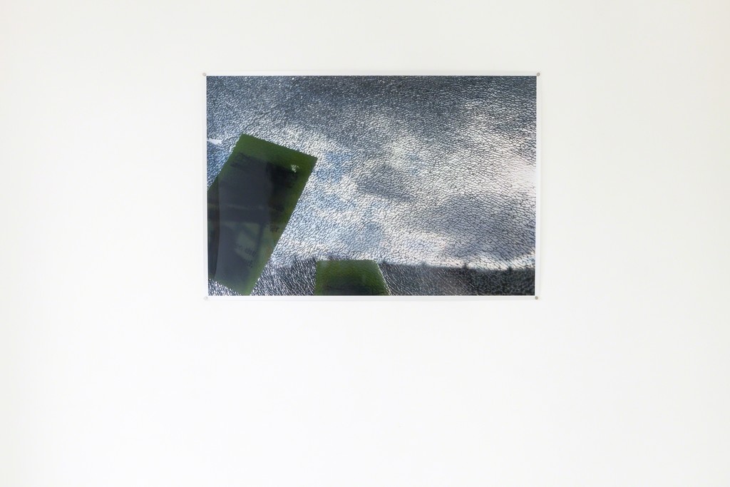 Alfredo Ramos Fernández, w.T., Ink Jet Print, 67cm x 100cm, 2015 | image: ©dasesszimmer Alfredo Ramos Fernández, w.T., Ink Jet Print, 67cm x 100cm, 2015 | image: ©dasesszimmer