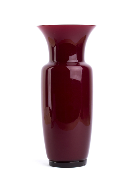 Venini Little Vase In Encased Bordeaux Glass And Lattimo 1994