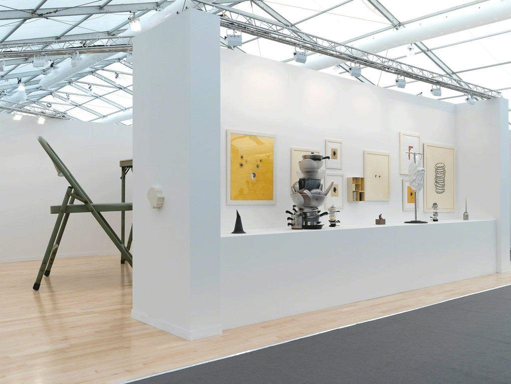 Artwork © 2018 Robert Therrien/Artists Rights Society (ARS), New York. Photography by Rob McKeever. Courtesy Gagosian. Artwork © 2018 Robert Therrien/Artists Rights Society (ARS), New York. Photography by Rob McKeever. Courtesy Gagosian.