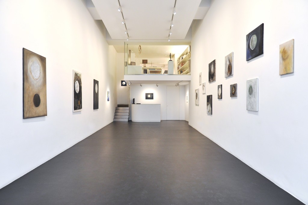 Luna/Mond, Exhibition view Luna/Mond, Exhibition view