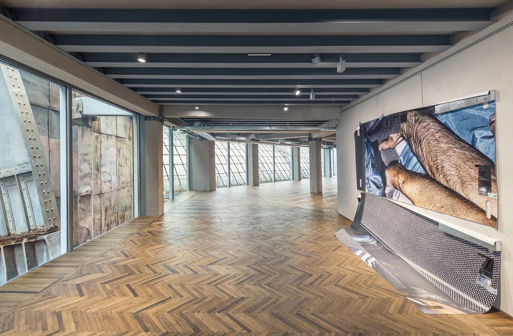 View of the exhibition “EU: Satoshi Fujiwara” Fondazione PradaOsservatorio, Milan7June-16October2017 Courtesy Fondazione Prada View of the exhibition “EU: Satoshi Fujiwara” Fondazione PradaOsservatorio, Milan7June-16October2017 Courtesy Fondazione Prada