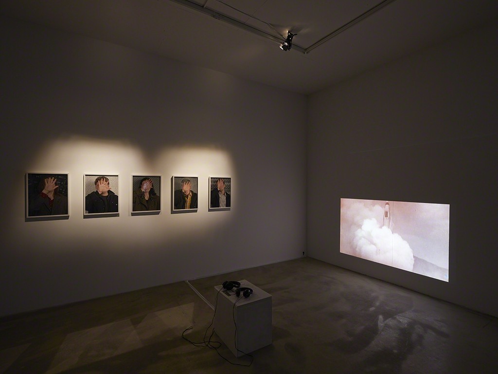 Who's speaking, 2015, Peggy Buth, exhibition view at Klemm's, Berlin Who's speaking, 2015, Peggy Buth, exhibition view at Klemm's, Berlin
