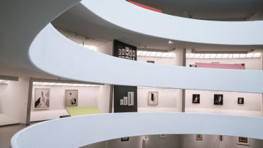 Installation view of "Moholy-Nagy: Future Present" at Guggenheim Museum, New York (2016). Photo: David Heald © Solomon R. Guggenheim Foundation Installation view of "Moholy-Nagy: Future Present" at Guggenheim Museum, New York (2016). Photo: David Heald © Solomon R. Guggenheim Foundation