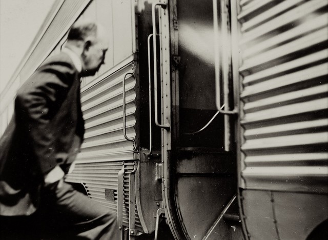Iwao Yamawaki, ‘Untitled’, 1930-1932, Photography, Gelatin silver print; printed c.1930-32, Howard Greenberg Gallery