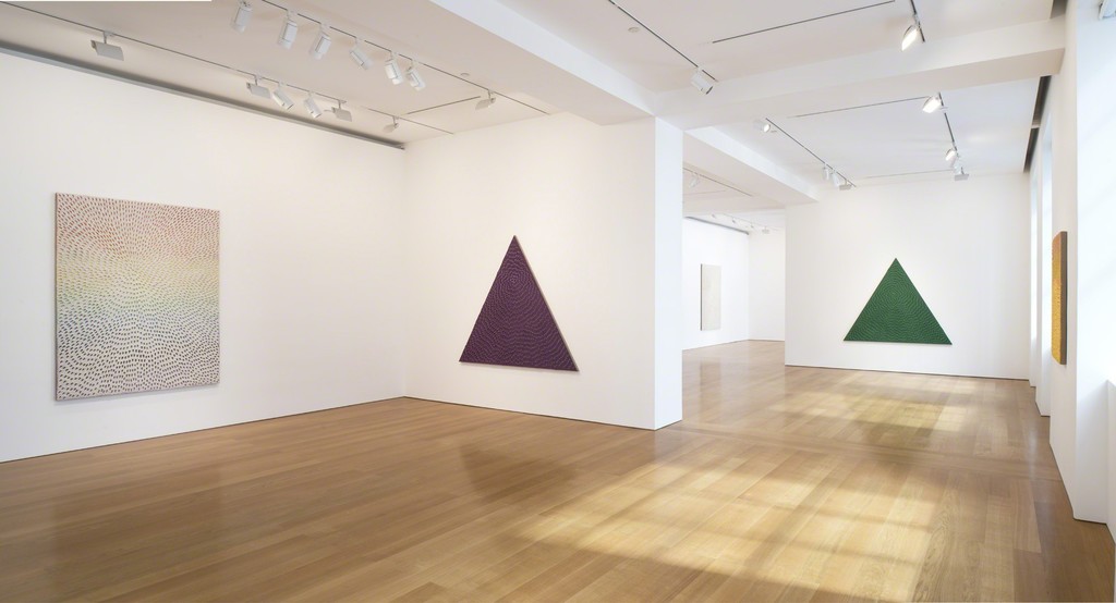 Installation view, "Jennifer Guidi: Heliocentric" at Gagosian Hong Kong, March 26 to May 12, 2018. Courtesy Gagosian. Artworks © Jennifer Guidi. Installation view, "Jennifer Guidi: Heliocentric" at Gagosian Hong Kong, March 26 to May 12, 2018. Courtesy Gagosian. Artworks © Jennifer Guidi.