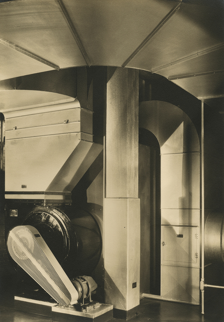 Margaret Bourke-White, ‘Untitled’, 1935, Photography, Gelatin silver print; printed c.1935, Howard Greenberg Gallery