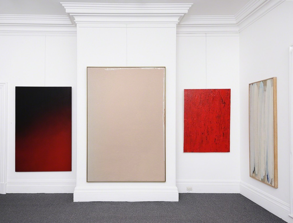 Geoffrey De Groen, Muskoka, 1974 (far left)
Jules Olitski, Habbkuk Radience-10, 1971 (left)
Jon Plapp, Untitled (Red Abstract), 1979 (right)
David Rankin, Willow Eyebrows, 1974 (far right) Geoffrey De Groen, Muskoka, 1974 (far left)
Jules Olitski, Habbkuk Radience-10, 1971 (left)
Jon Plapp, Untitled (Red Abstract), 1979 (right)
David Rankin, Willow Eyebrows, 1974 (far right)