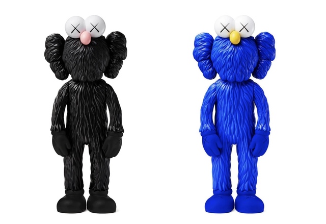 KAWS, ‘BFF Black & Blue’, 2017, Sculpture, Plastic, MultiplesInc Projects