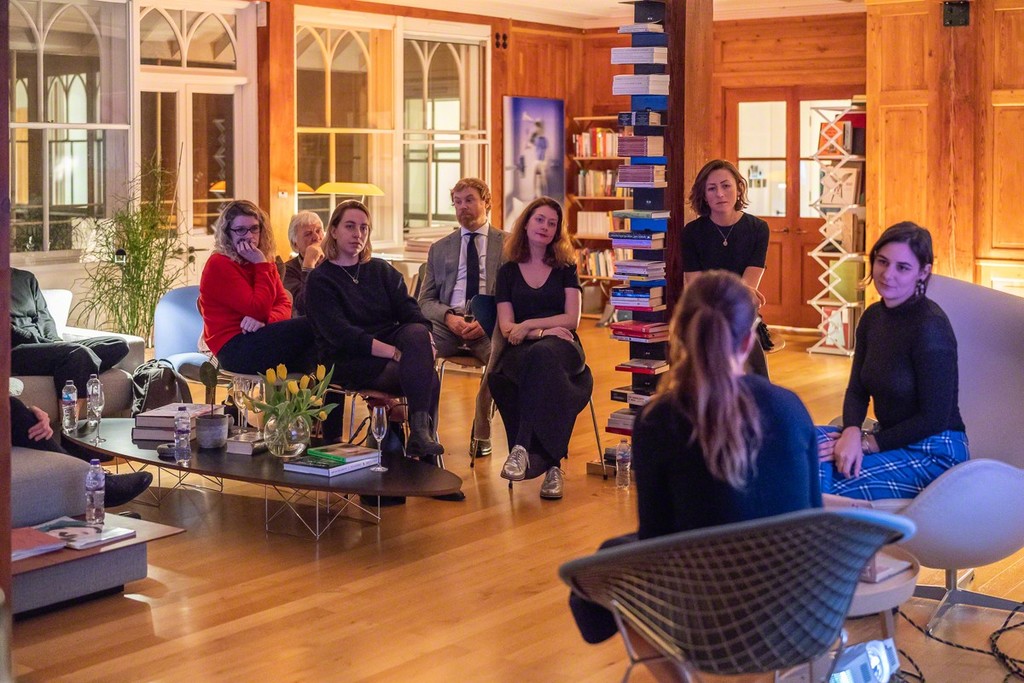 Photos of Jillian Mayer intimate talk in London 2018. Photo: Annka Kultys Gallery (Damian Griffiths) Photos of Jillian Mayer intimate talk in London 2018. Photo: Annka Kultys Gallery (Damian Griffiths)