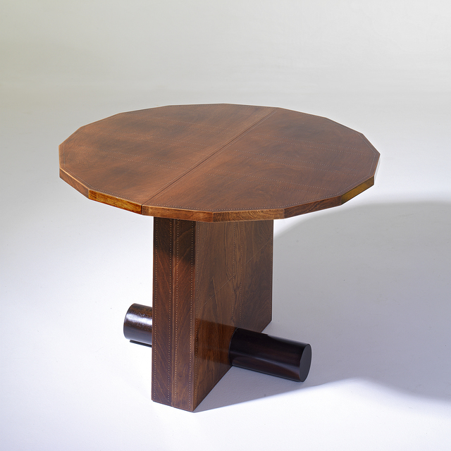 André Sornay, ‘Dining table with « log » base.’, ca. 1936, Design/Decorative Art, Mahogany with brass nails and solid mahogany, Galerie Alain Marcelpoil