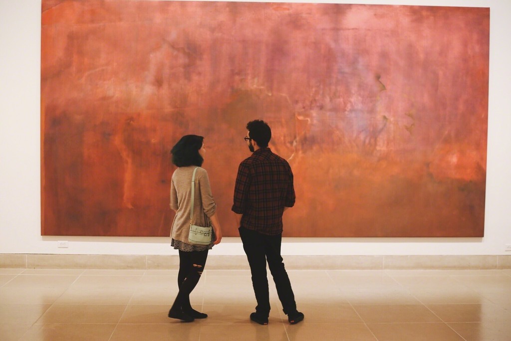 Installation view of "Frank Bowling: Map Paintings." Courtesy of Dallas Museum of Art, Dallas (2015) Installation view of "Frank Bowling: Map Paintings." Courtesy of Dallas Museum of Art, Dallas (2015)