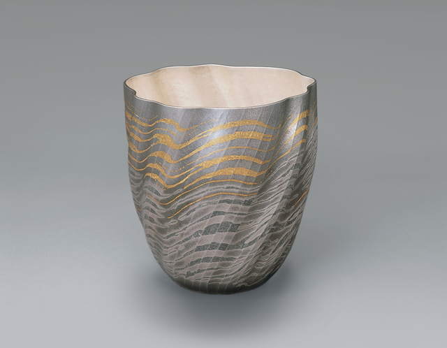 Osumi Yukie, ‘Shiomitsu (High Tide Comes In)’, 2007, Design/Decorative Art, Hammered silver with nunomezōgan decoration in lead and gold, Onishi Gallery