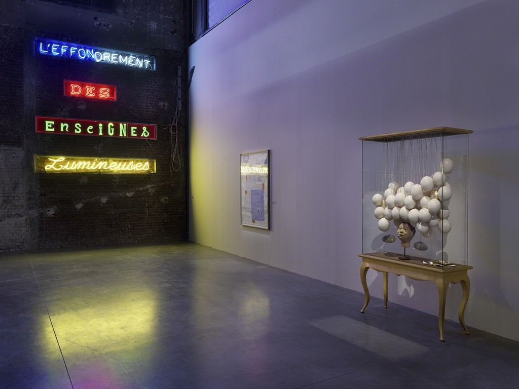 Exhibition view of Jean-Michel Alberola, L’aventure des détails, Palais de Tokyo (19.02 – 16.05.2016). © ADAGP, Paris 2016. Photo: André Morin. Exhibition view of Jean-Michel Alberola, L’aventure des détails, Palais de Tokyo (19.02 – 16.05.2016). © ADAGP, Paris 2016. Photo: André Morin.