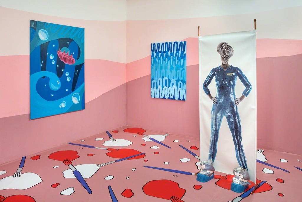 Exhibition view of “Marianne Vlaschits | *a disturbance travelling through a medium*” at DUVE Berlin, September 2016. Image courtesy the artist and DUVE Berlin. Photo: Joachim Schulz Exhibition view of “Marianne Vlaschits | *a disturbance travelling through a medium*” at DUVE Berlin, September 2016. Image courtesy the artist and DUVE Berlin. Photo: Joachim Schulz