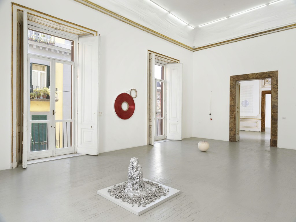 Michel François, September 2018, partial view of the exhibition, Courtesy Galleria Alfonso Artiaco, Napoli
photo: Luciano Romano Michel François, September 2018, partial view of the exhibition, Courtesy Galleria Alfonso Artiaco, Napoli
photo: Luciano Romano