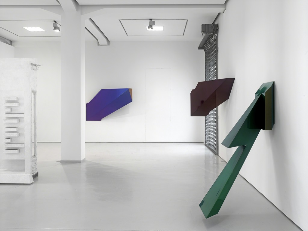 Installation view of "Broken Spaces," at KAI 10 | Arthena Foundation 2015. Harald Klingelhöller, Charlotte Posenenske. Foto: Achim Kukulies, Düsseldorf Installation view of "Broken Spaces," at KAI 10 | Arthena Foundation 2015. Harald Klingelhöller, Charlotte Posenenske. Foto: Achim Kukulies, Düsseldorf