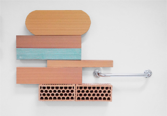 Oscar Abraham Pabon, ‘Ceramic art with false railing’, 2019, Sculpture, 6 red clay bricks with ceramic enamel and rubble, Baró Galeria