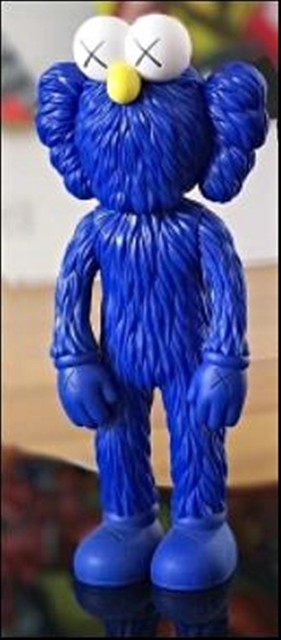 KAWS, ‘BFF Vinyl Blue’, 2017, Alpha 137 Gallery Auction