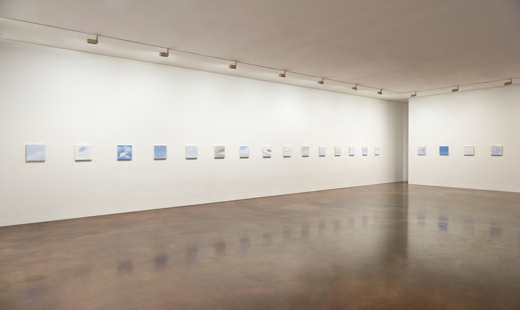 Kukje Gallery K2 Byron Kim solo exhibition Sky installation view
Image provided by Kukje Gallery Kukje Gallery K2 Byron Kim solo exhibition Sky installation view
Image provided by Kukje Gallery