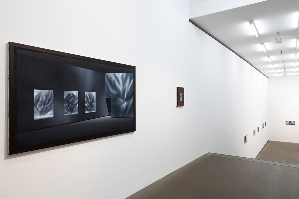 Titus Schade, Galerie EIGEN + ART Berlin, Photo: Eike Walkenhorst, Berlin Titus Schade, Galerie EIGEN + ART Berlin, Photo: Eike Walkenhorst, Berlin
