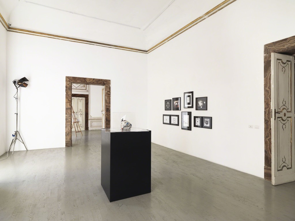 Giulio Paolini - partial view of the exhibition - February 2014 - Galleria Alfonso Artiaco, Napoli Giulio Paolini - partial view of the exhibition - February 2014 - Galleria Alfonso Artiaco, Napoli