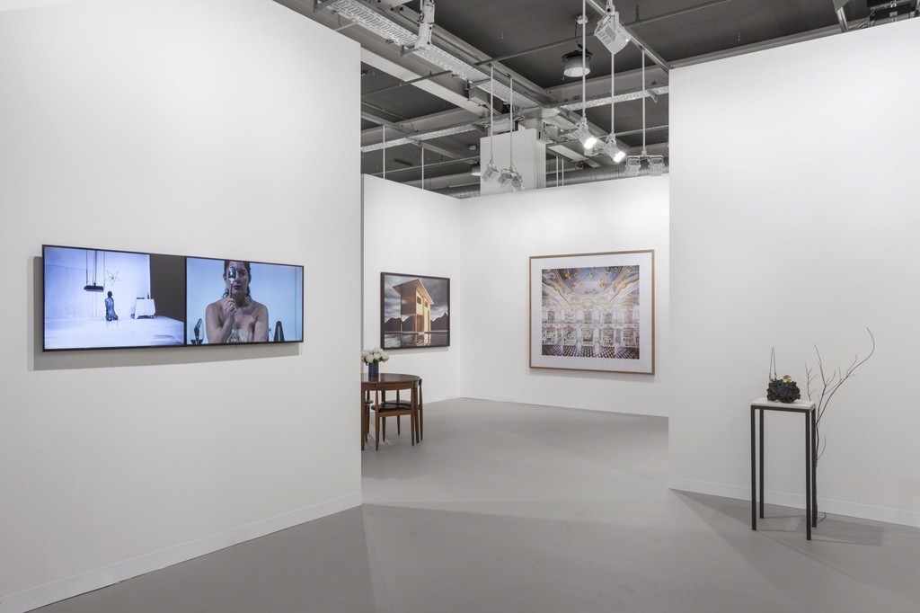 Sean Kelly at Art Basel 2018
Three Generations Presentation
June 14 - 17, 2018, Hall 2.1, Booth R2
Photography: Sebastiano Pellion di Persano Sean Kelly at Art Basel 2018
Three Generations Presentation
June 14 - 17, 2018, Hall 2.1, Booth R2
Photography: Sebastiano Pellion di Persano