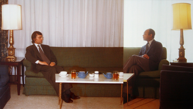 Ger van Elk, ‘The Symmetry of Diplomacy with Kyneston McShine’, 1972, Galerie Bob van Orsouw