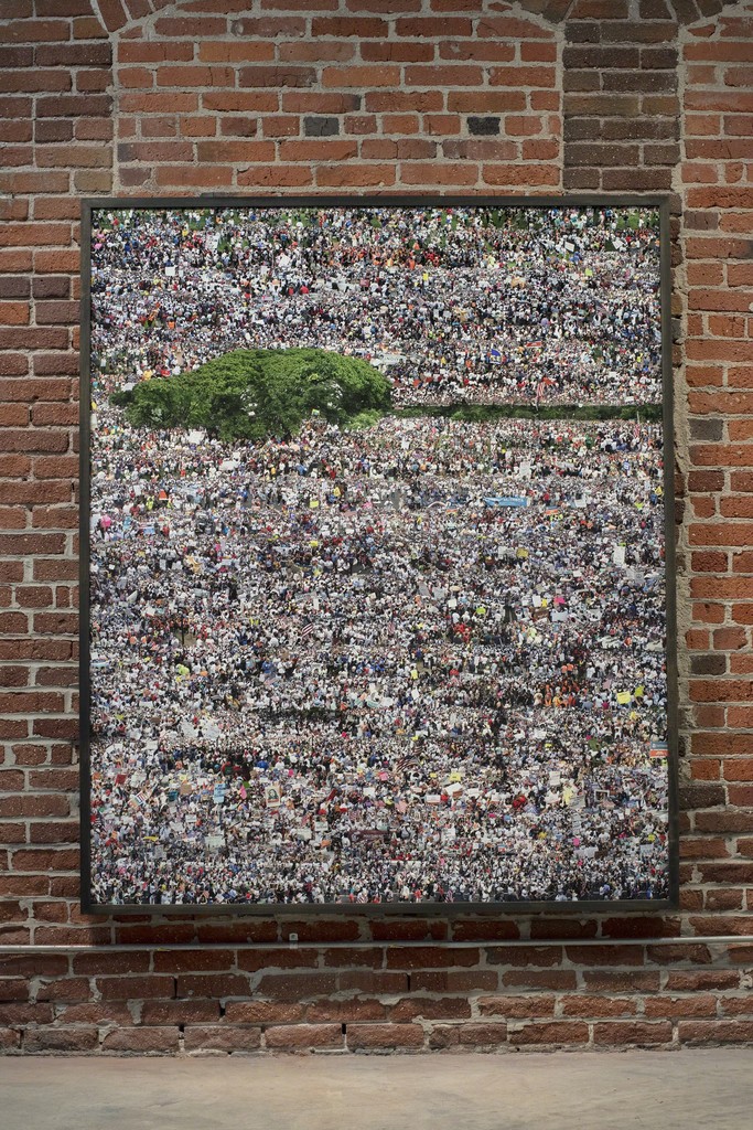 Felix R. Cid installation at Garis & Hahn, 2017.
Pictured: "Untitled (1st of May, Washington)" Felix R. Cid installation at Garis & Hahn, 2017.
Pictured: "Untitled (1st of May, Washington)"