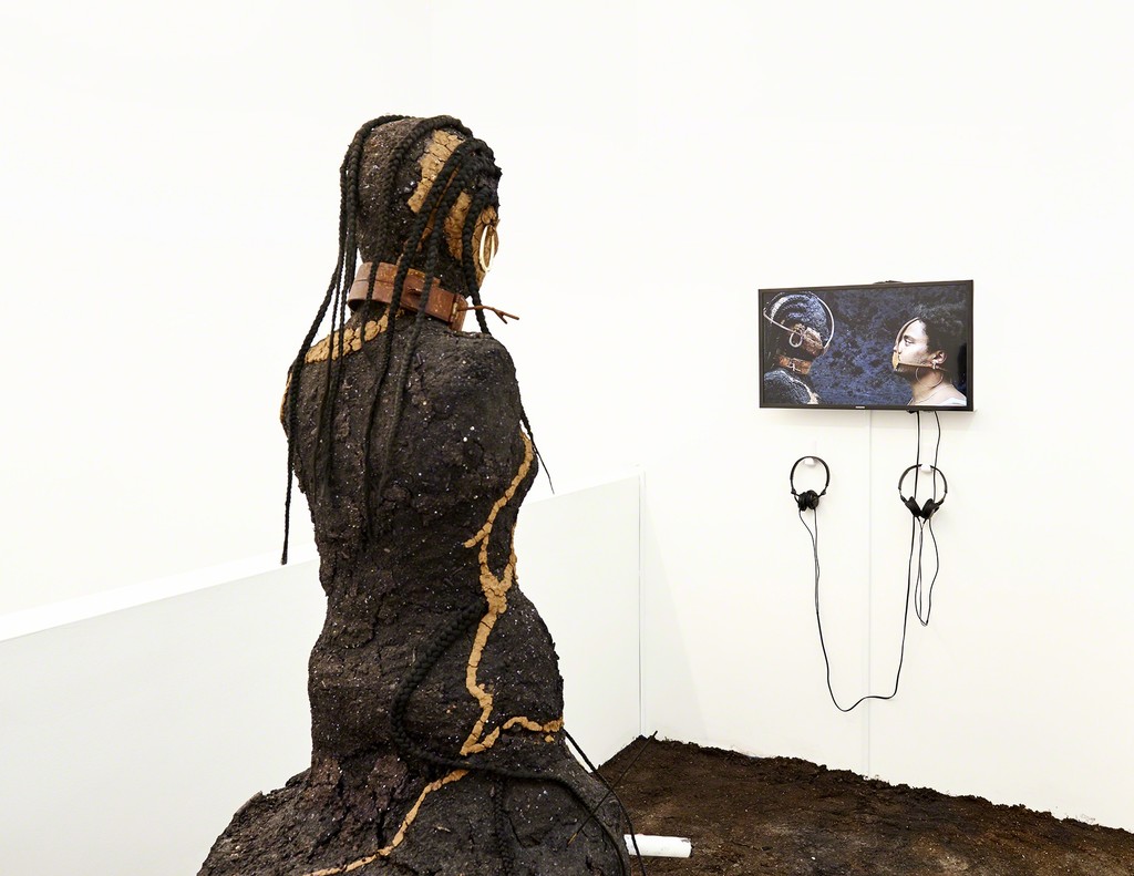 Kiyan Williams, installation view, In Practice: Other Objects, SculptureCenter, New York, 2019. Courtesy the artist. Photo: Kyle Knodell Kiyan Williams, installation view, In Practice: Other Objects, SculptureCenter, New York, 2019. Courtesy the artist. Photo: Kyle Knodell