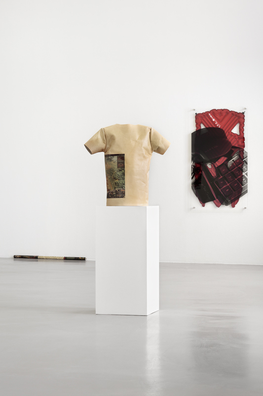 Timo Seber, Exhibition view TWITCH, GAK Gesellschaft für Aktuelle Kunst, 2015, Courtesy SCHMIDT & HANDRUP Köln/Berlin, Photo: Tobias Hübel Timo Seber, Exhibition view TWITCH, GAK Gesellschaft für Aktuelle Kunst, 2015, Courtesy SCHMIDT & HANDRUP Köln/Berlin, Photo: Tobias Hübel