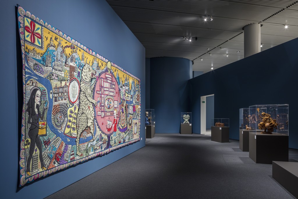 Grayson Perry, Hold Your Beliefs Lightly, installation view ARoS 2016, photo Anders Sune Berg Grayson Perry, Hold Your Beliefs Lightly, installation view ARoS 2016, photo Anders Sune Berg