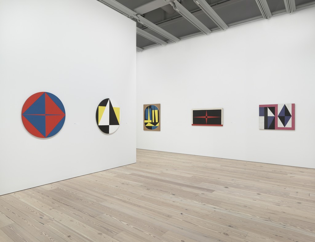 Installation view of Carmen Herrera: Lines of Sight (Whitney Museum of American Art, New York, September 16, 2016—January 2, 2017). Photography by Ronald Amstutz Installation view of Carmen Herrera: Lines of Sight (Whitney Museum of American Art, New York, September 16, 2016—January 2, 2017). Photography by Ronald Amstutz