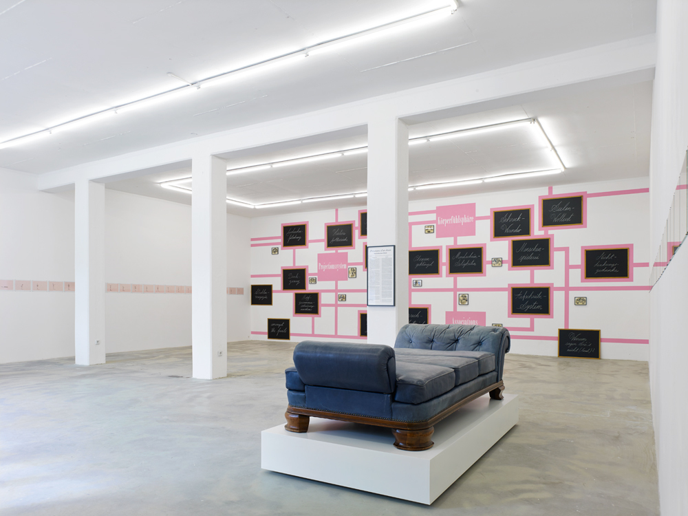 Flüchtig Hingemachte Männer, 2014, exhibition view at Klemm's, Berlin Flüchtig Hingemachte Männer, 2014, exhibition view at Klemm's, Berlin