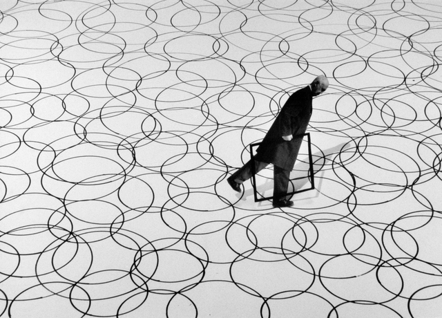 Gilbert Garcin, ‘La différence - The difference’, 2004, Photography, Gelatin silver print, Stephen Bulger Gallery