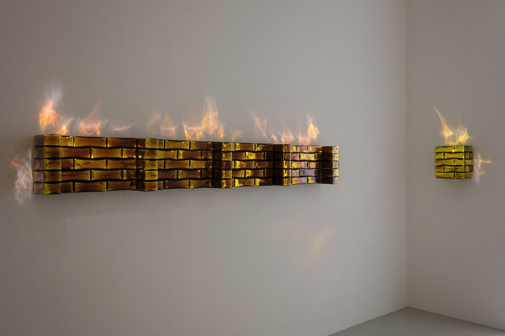 View of the exhibition 'Oracles' by Jean-Michel Othoniel at Perrotin Paris. Courtesy of the artist and Perrotin. Photo Claire Dorn. View of the exhibition 'Oracles' by Jean-Michel Othoniel at Perrotin Paris. Courtesy of the artist and Perrotin. Photo Claire Dorn.