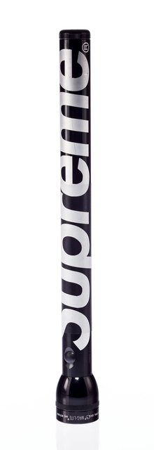 Supreme maglite sale