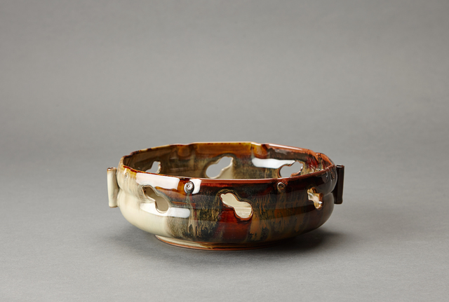 Miraku Kamei XV, ‘Sweets tray (kashiki), six gourd (mubyou) design openwork and kakewake’, Pucker Gallery