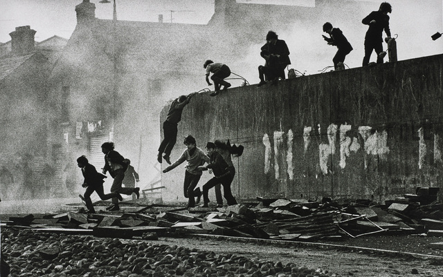 Don McCullin, ‘Gangs of Boys Escaping C.S. Gas Fired by British Soldiers, Londonderry, Northern Ireland’, 1971, Phillips
