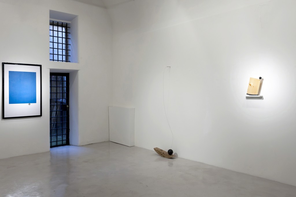 Installation view Emmanuele De Ruvo "Meta-Phora, from the Physical to the Moral" Installation view Emmanuele De Ruvo "Meta-Phora, from the Physical to the Moral"