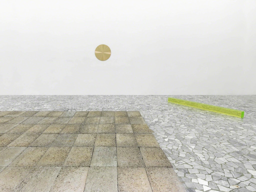 Ann Veronica Janssens - partial view of the exhibition - April 2012 - Galleria Alfonso Artiaco, Napoli Ann Veronica Janssens - partial view of the exhibition - April 2012 - Galleria Alfonso Artiaco, Napoli