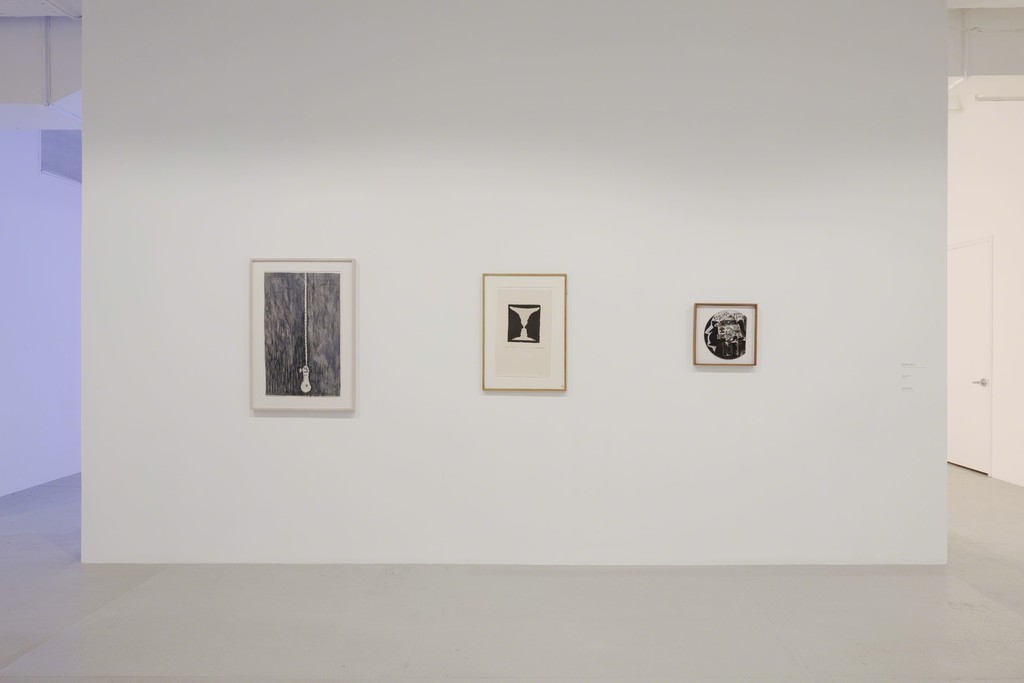 Installation view, ‘A Luta Continua: The Sylvio Perlstein Collection,’ Hauser & Wirth New York, 22nd Street, April 26 – July 27, 2018
Photo: Timothy Doyon Installation view, ‘A Luta Continua: The Sylvio Perlstein Collection,’ Hauser & Wirth New York, 22nd Street, April 26 – July 27, 2018
Photo: Timothy Doyon