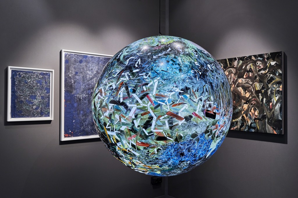 PHCA at TEFAF Maastricht 2019
Featured works by Andy Harper and Sophie Bouvier Ausländer.
©Mark Niedermann Photography. PHCA at TEFAF Maastricht 2019
Featured works by Andy Harper and Sophie Bouvier Ausländer.
©Mark Niedermann Photography.