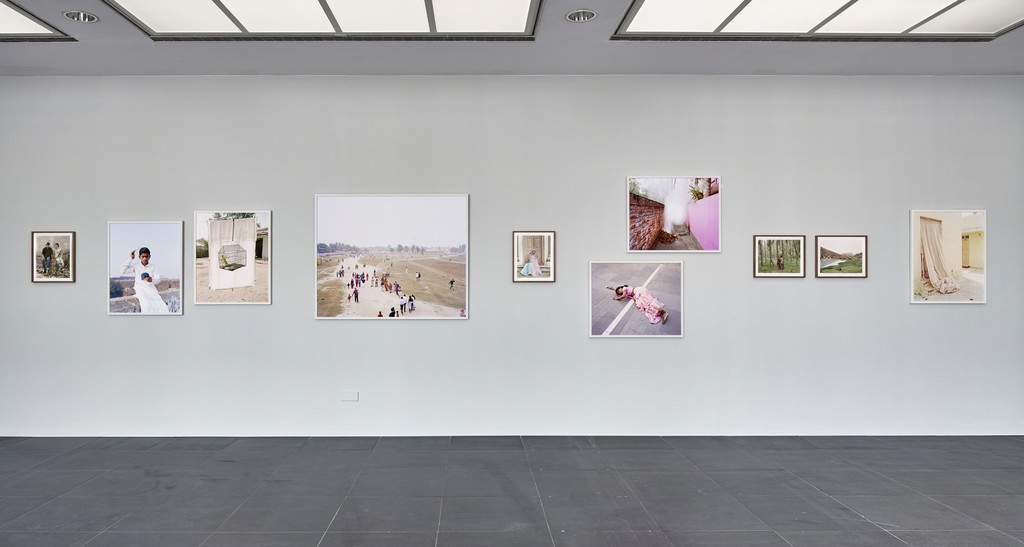 Vasantha Yogananthan, A Myth of Two Souls, 2016 (continuing), Installation view Frankfurter Kunstverein, 2018, Photo: N. Miguletz, © Frankfurter Kunstverein, Courtesy of the artist Vasantha Yogananthan, A Myth of Two Souls, 2016 (continuing), Installation view Frankfurter Kunstverein, 2018, Photo: N. Miguletz, © Frankfurter Kunstverein, Courtesy of the artist