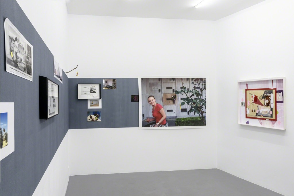 Mathew Hale, A PICTURE AND ITS PRICE, exhibition view
Courtesy of the artist and Michel Rein, Paris/Brussels, photo Florian Kleinnefen Mathew Hale, A PICTURE AND ITS PRICE, exhibition view
Courtesy of the artist and Michel Rein, Paris/Brussels, photo Florian Kleinnefen