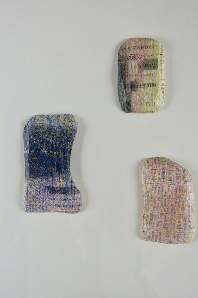 Details of "Piece of Memory" (three pieces) 1/1 , 2017 by Tomomi Ohashi Details of "Piece of Memory" (three pieces) 1/1 , 2017 by Tomomi Ohashi