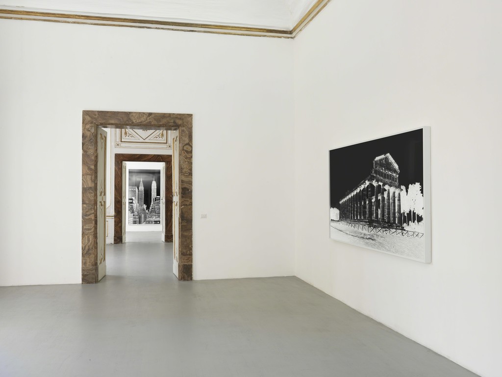 Vera Lutter - Partial view of the exhibition - September 2016 - Galleria Alfonso Artiaco, Napoli Vera Lutter - Partial view of the exhibition - September 2016 - Galleria Alfonso Artiaco, Napoli